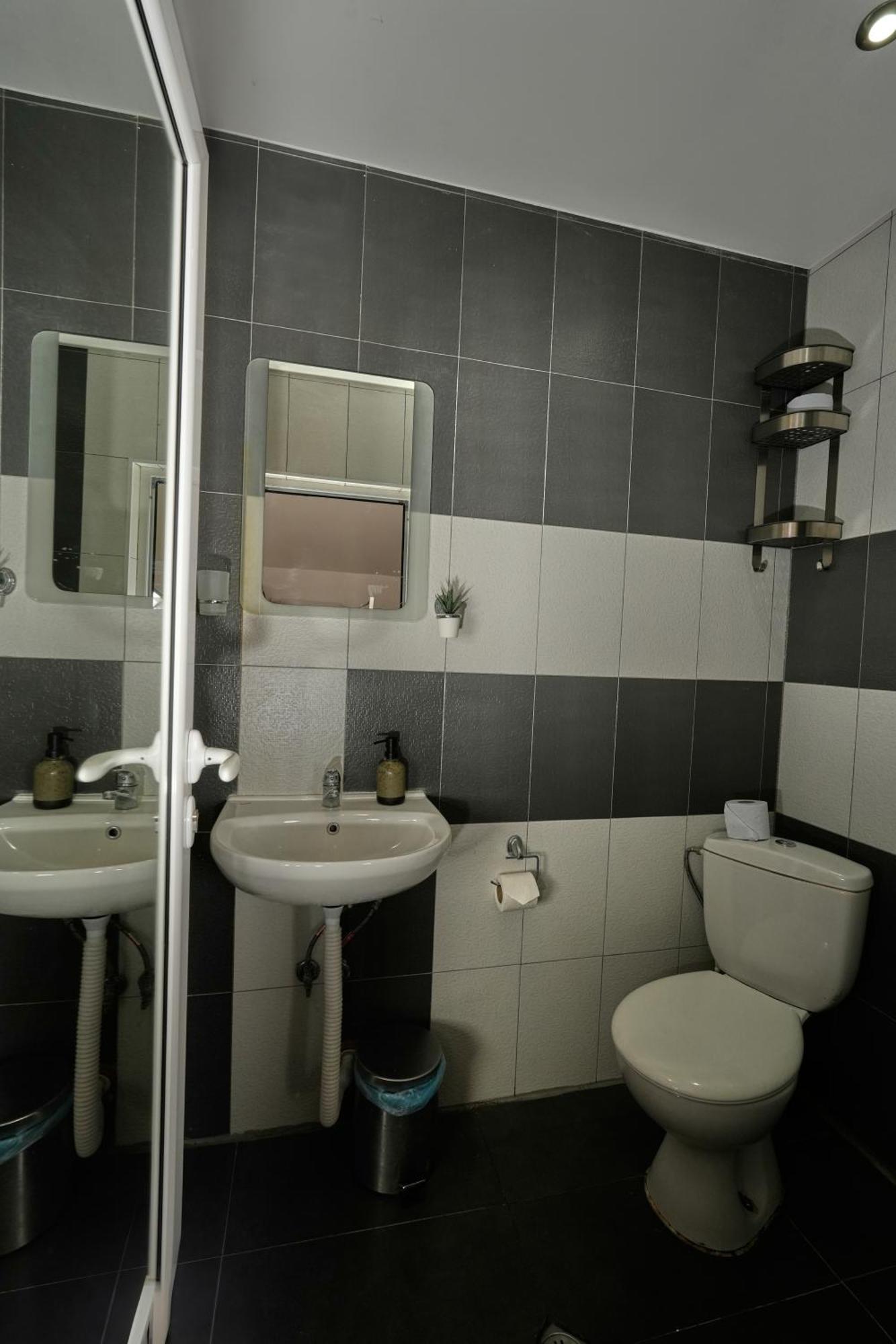 Пе́Трови Вили Ribarica Exterior photo